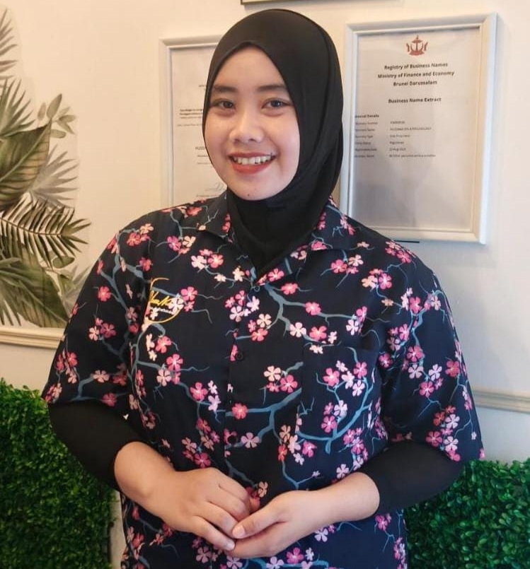 Gambar Therapist DEWI